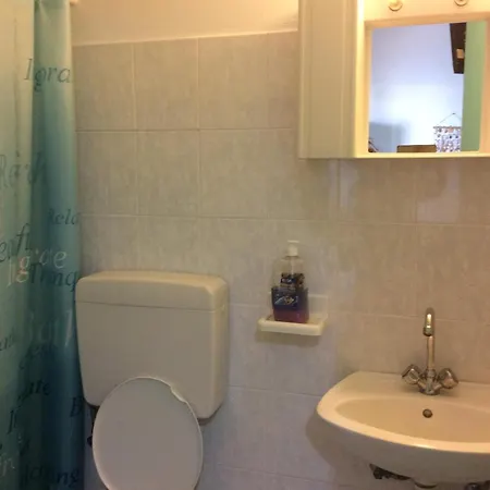 Akrogialli Apartman *